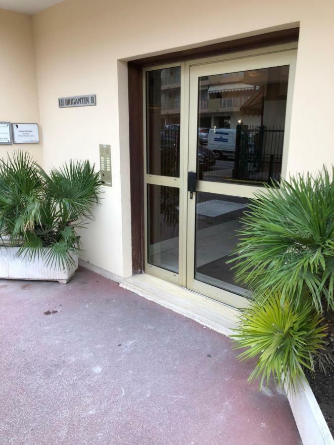 Appartement Marco Polo Mandelieu Dış mekan fotoğraf
